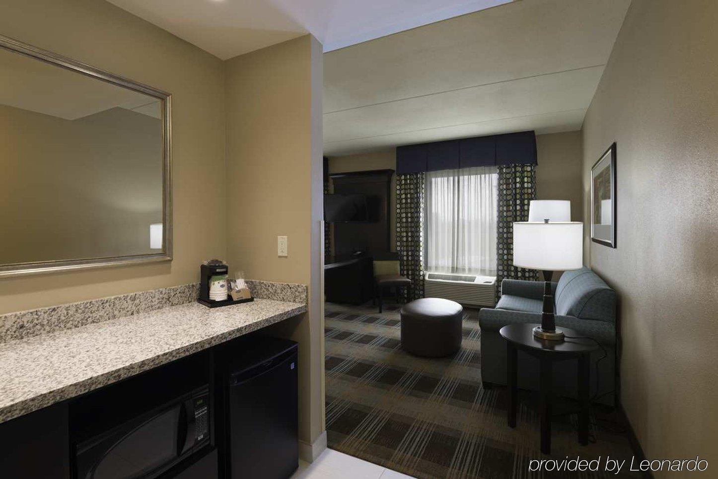 Baymont By Wyndham Clarksville Northeast Exterior photo